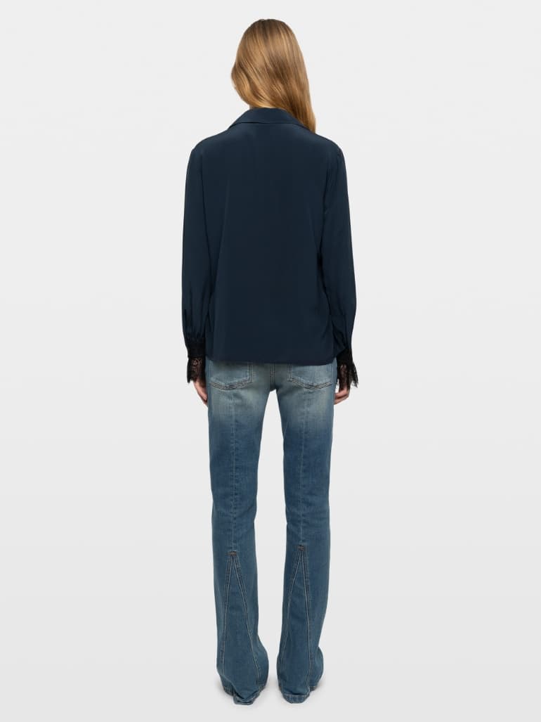 Thely Shirt