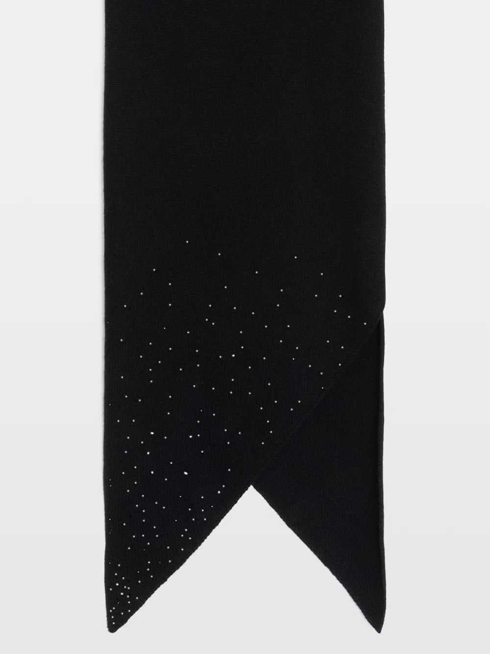 Lucy Scarf