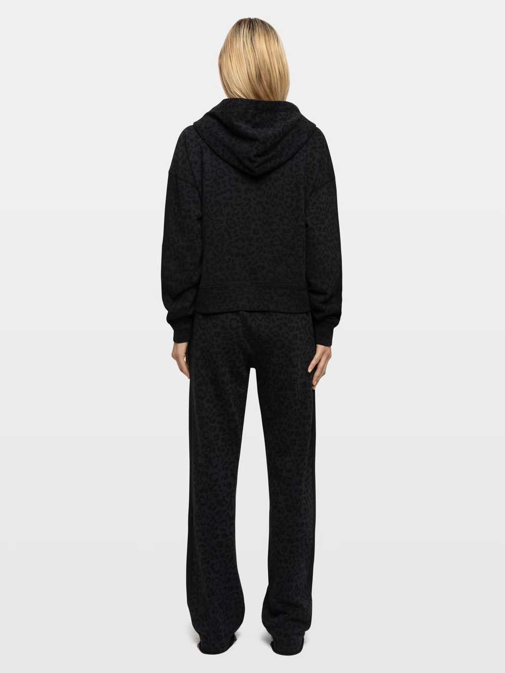 Swee Sweatshirt
