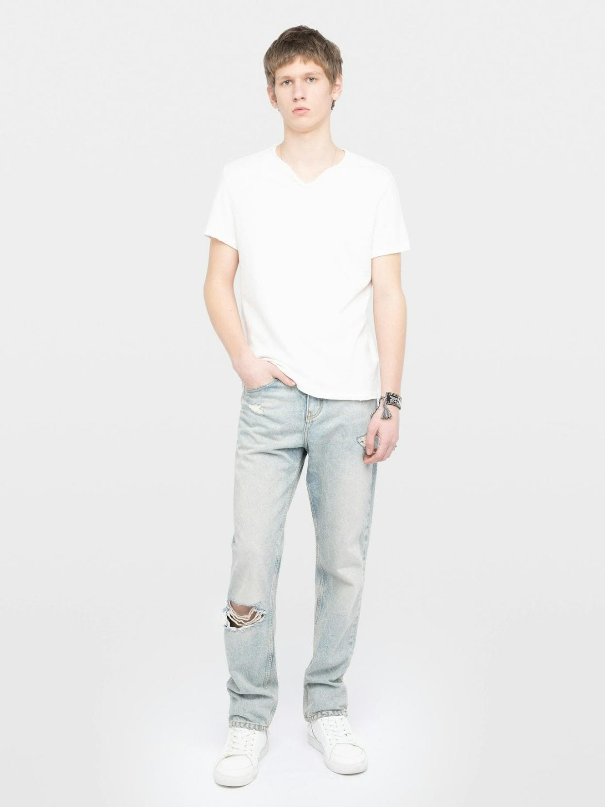 jmtn01658_white_shooting.jpg